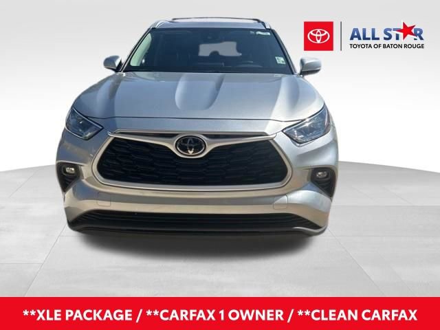 Used 2025 Toyota Highlander XLE image 1