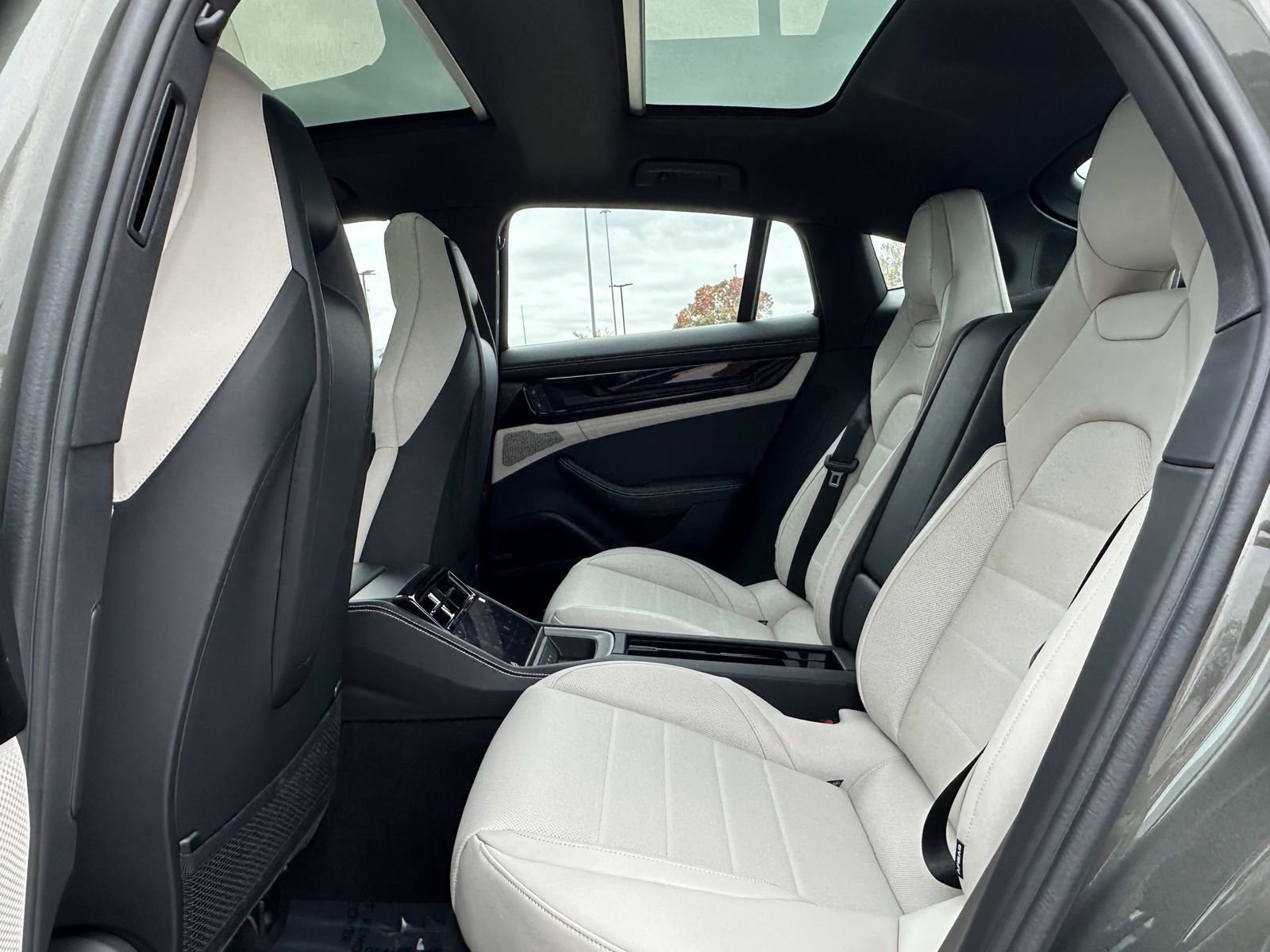 New 2026 Porsche Panamera 4 image 16