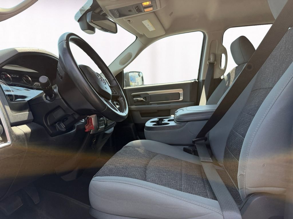 Used 2019 RAM 1500 Big Horn AWD/4WD image 9