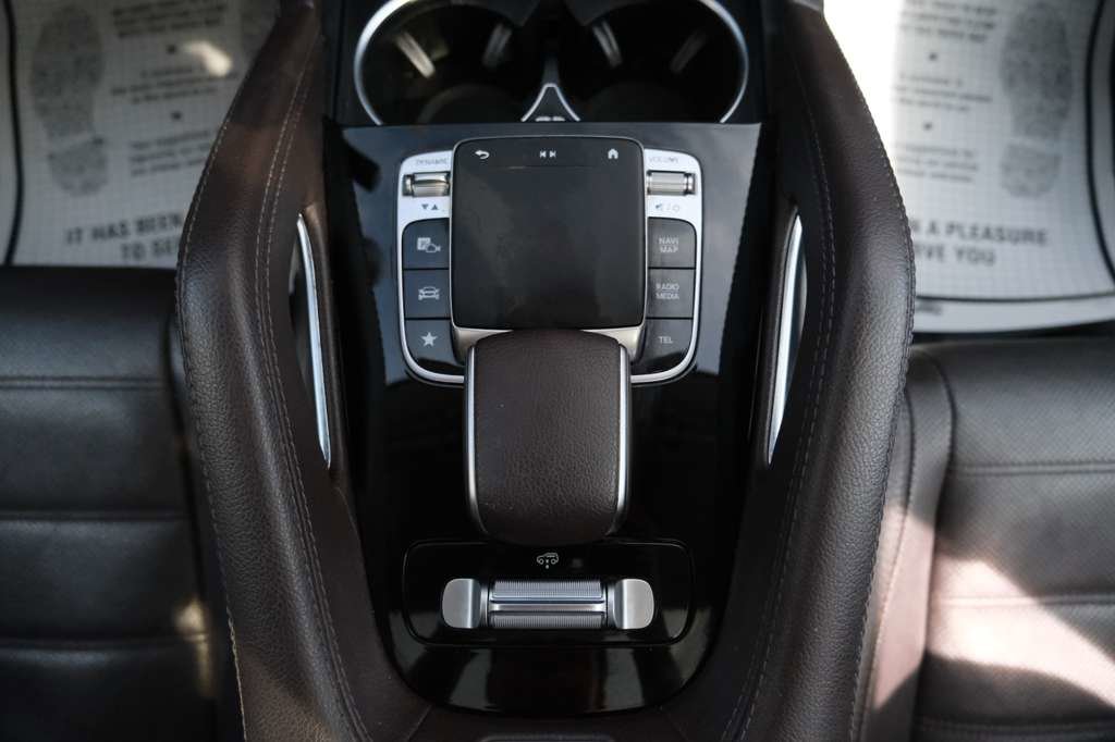 Used 2020 Mercedes-Benz GLS 580 4MATIC image 32