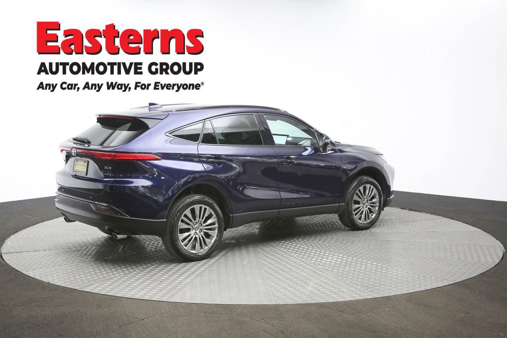Used 2023 Toyota Venza XLE image 42