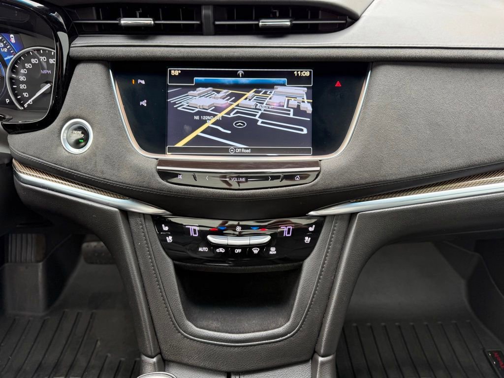 Used 2017 Cadillac XT5 Platinum w/ Driver Assist Package image 24