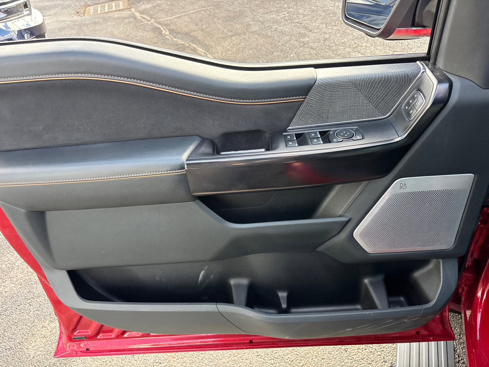 Used 2021 Ford F150 Platinum w/ Equipment Group 701A High image 12