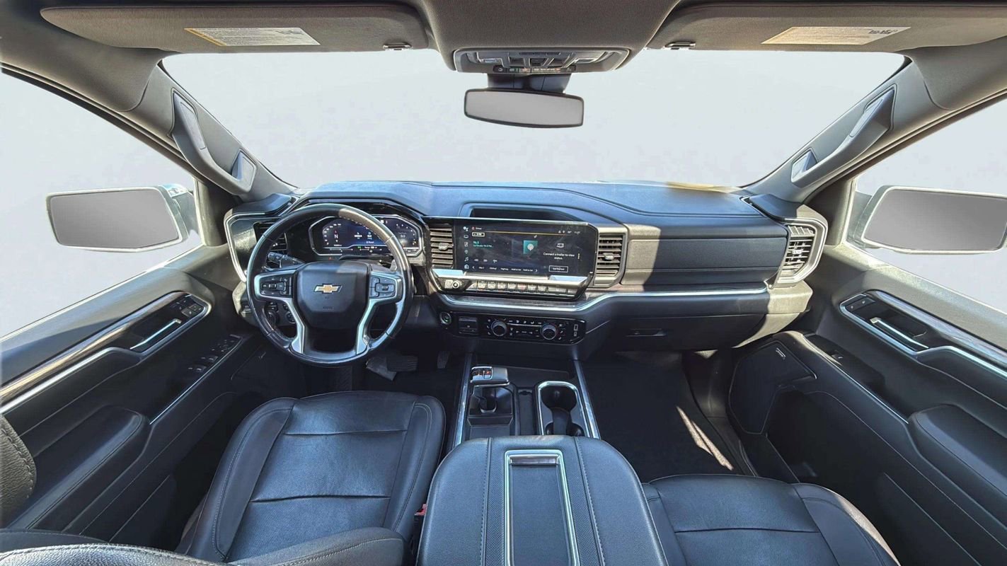 Used 2022 Chevrolet Silverado 1500 LTZ w/ LTZ Premium Package image 9