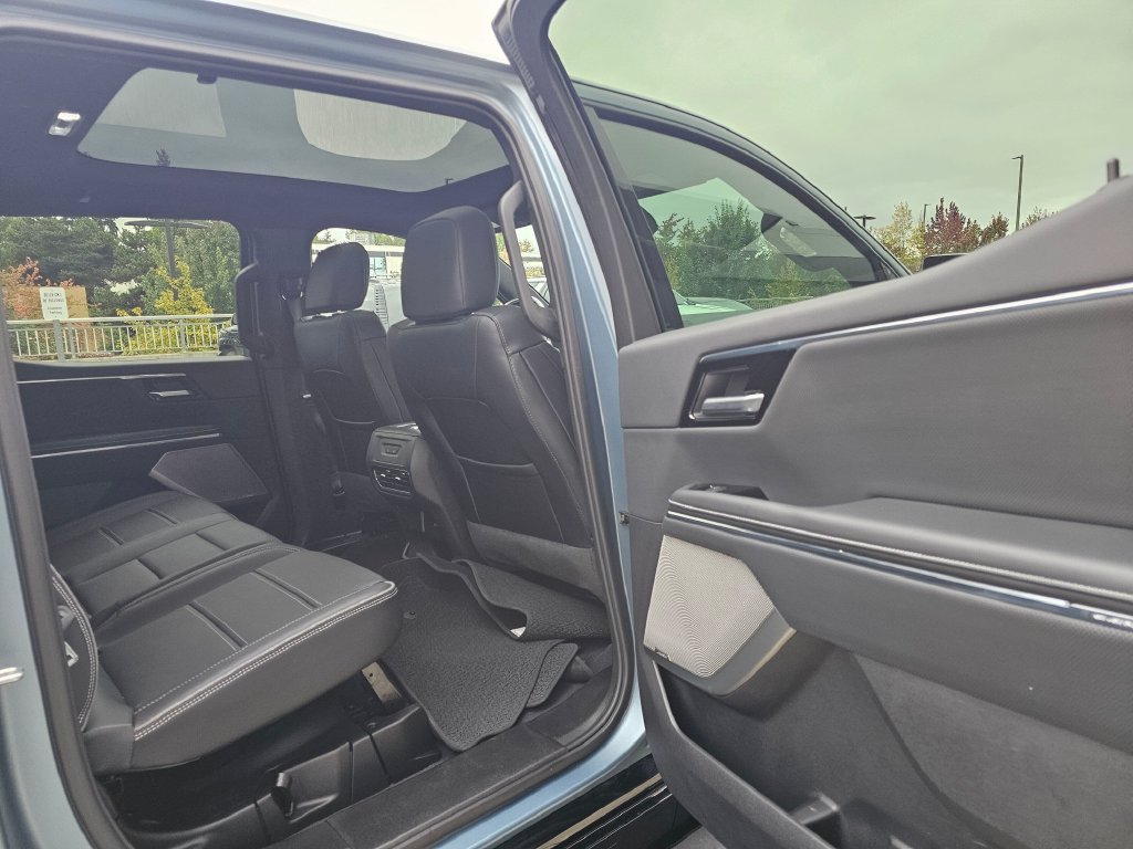 Used 2025 GMC Sierra EV Denali AWD/4WD image 14