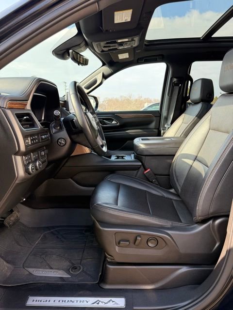 Used 2023 Chevrolet Tahoe High Country image 14