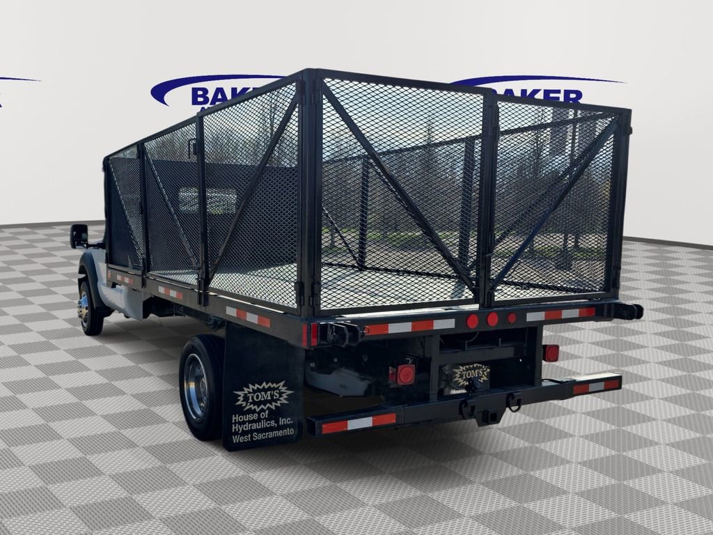 Used 2016 Ford F550 2WD Regular Cab Super Duty image 7