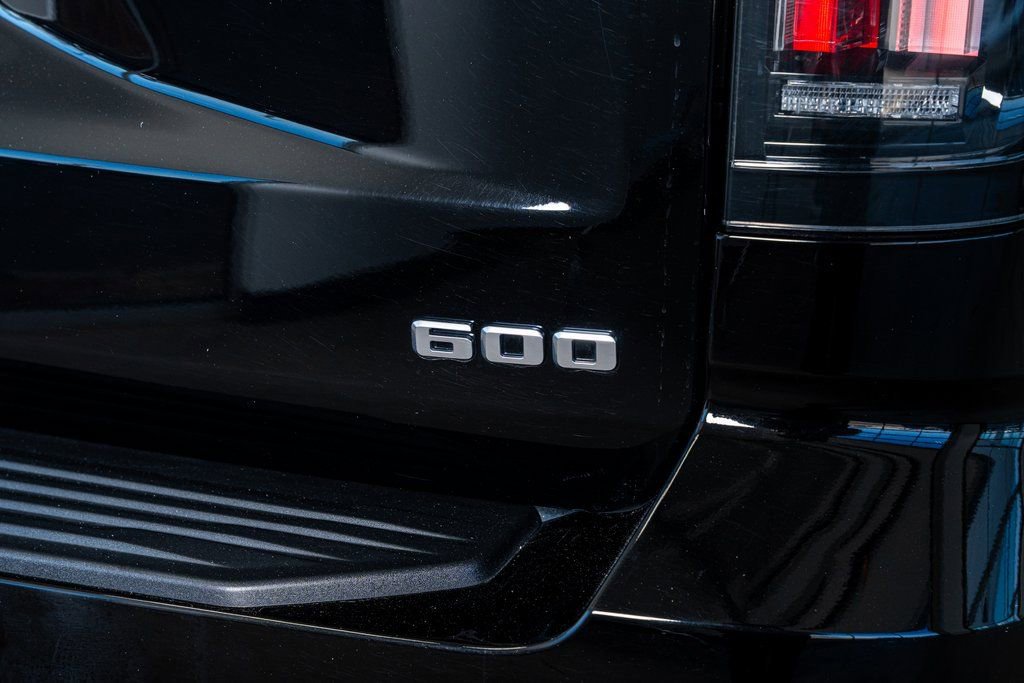 Used 2025 Cadillac Escalade Sport Platinum w/ LPO, Floor Liner Package image 28