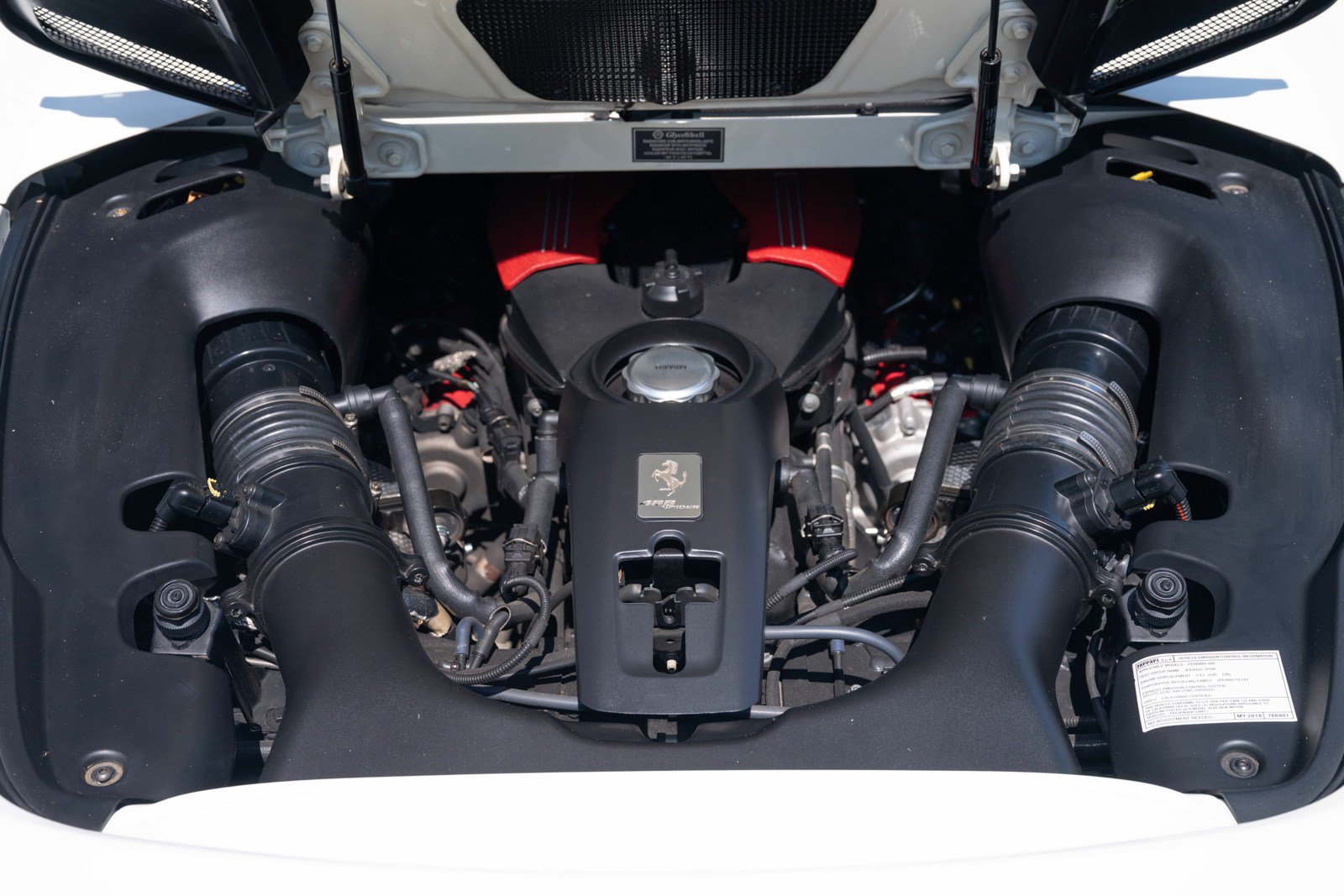 Used 2018 Ferrari 488 Spider RWD image 22
