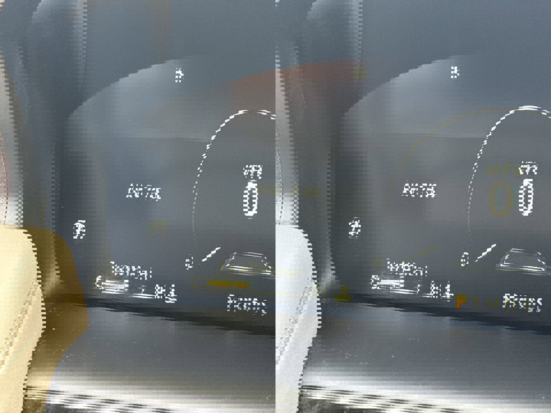 Used 2022 Lincoln Nautilus Reserve w/ Equipment Group 201A image 12