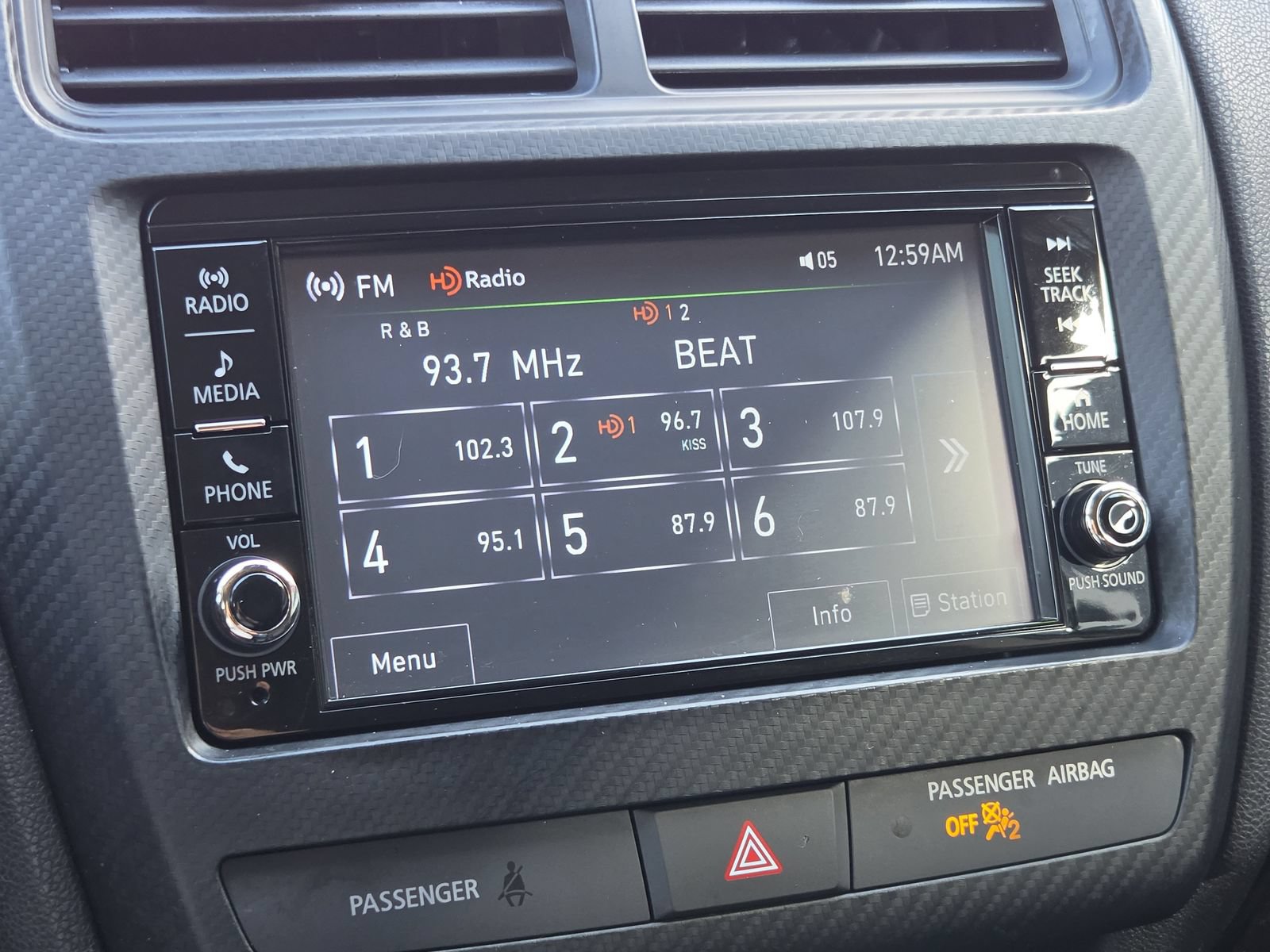 Used 2023 Mitsubishi Outlander Sport SE AWD/4WD image 17