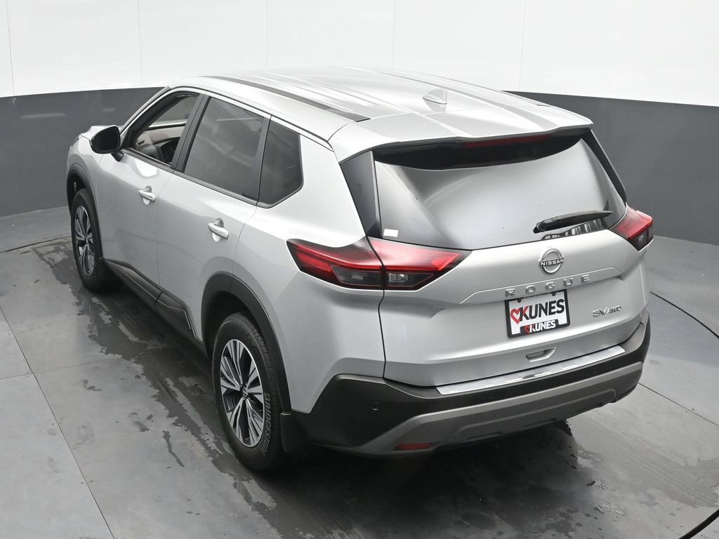 Used 2023 Nissan Rogue SV image 44
