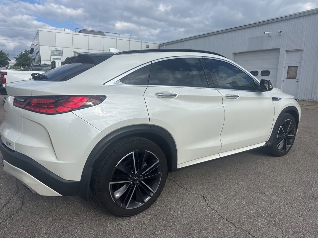 Used 2022 INFINITI QX55 Luxe w/ Cargo Package AWD/4WD image 3
