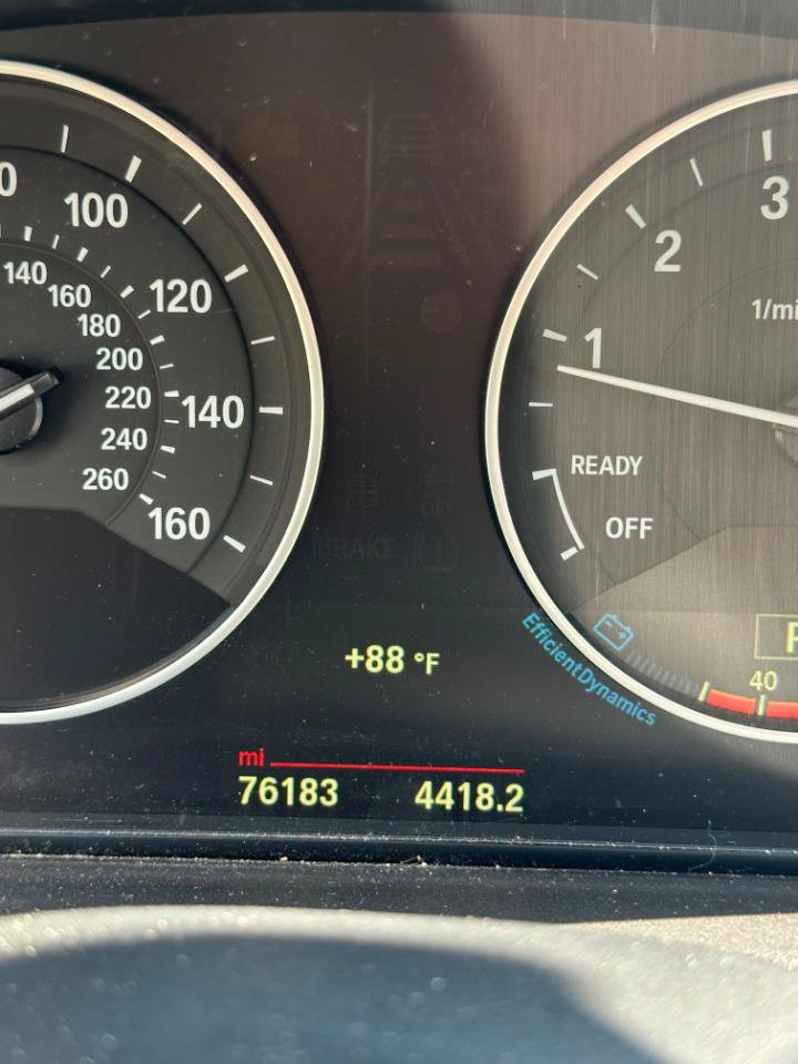 Used 2015 BMW 320i xDrive Sedan AWD/4WD image 34