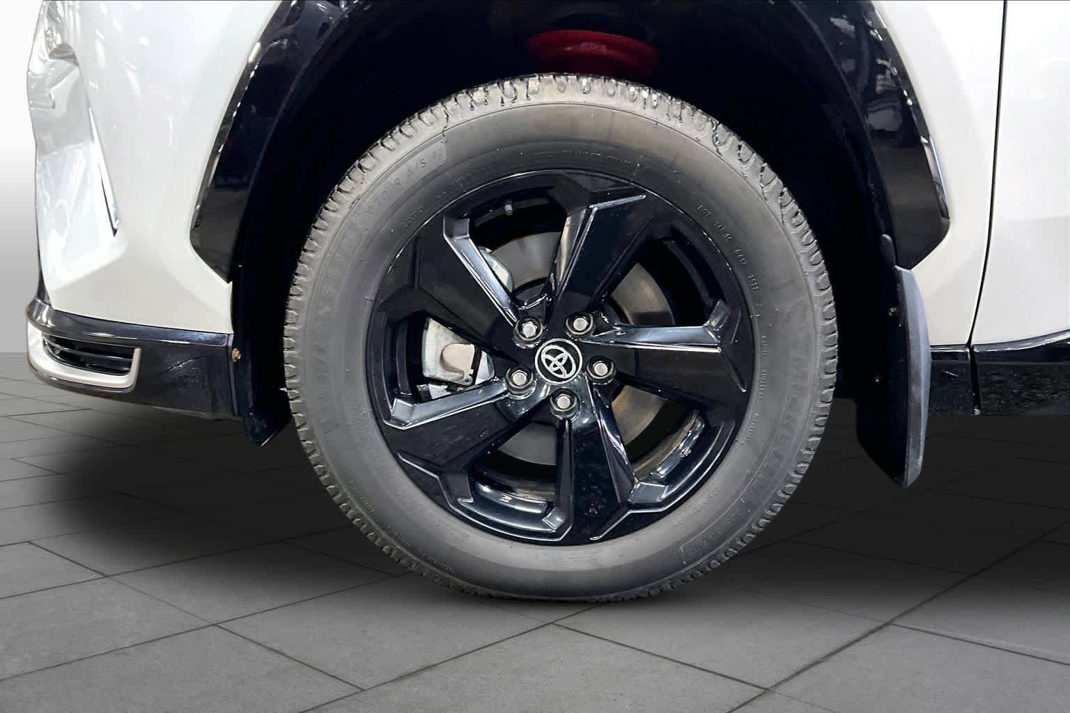 Used 2023 Toyota RAV4 XSE w/ Premium Package AWD/4WD image 11