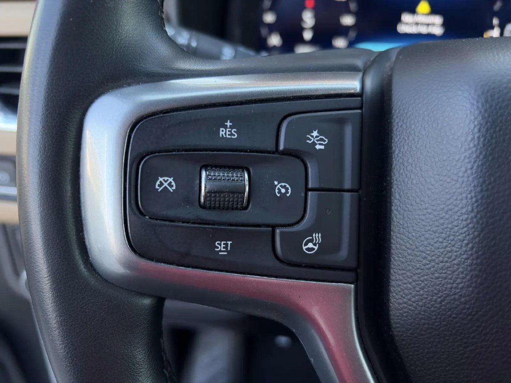 Used 2024 Chevrolet Tahoe Premier RWD image 28