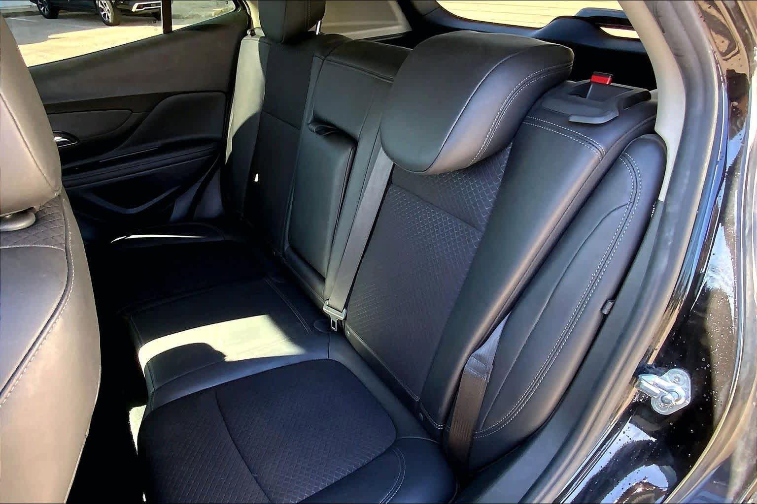 Used 2022 Buick Encore Preferred w/ Safety Package FWD image 21