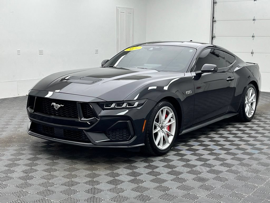 Used 2024 Ford Mustang GT Premium RWD image 2
