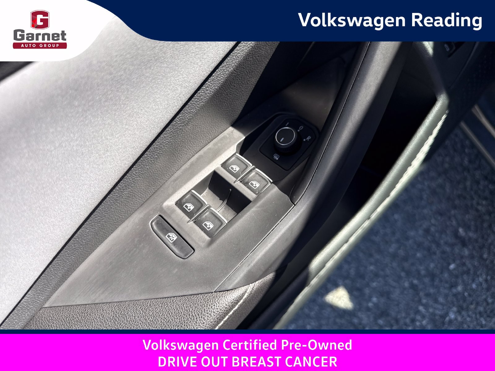 Certified 2025 Volkswagen Jetta SE FWD image 13
