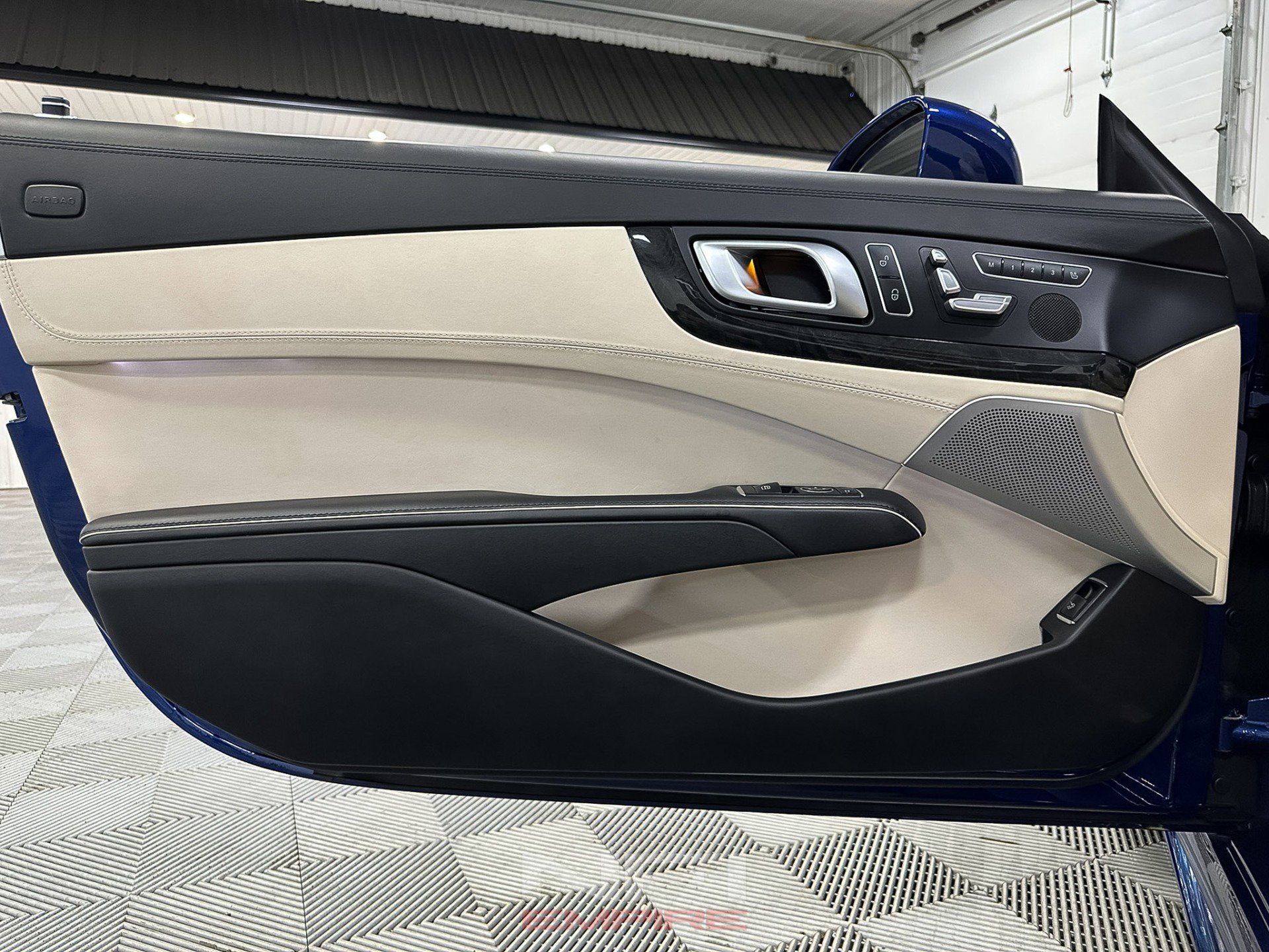 Used 2018 Mercedes-Benz SL 450 image 41