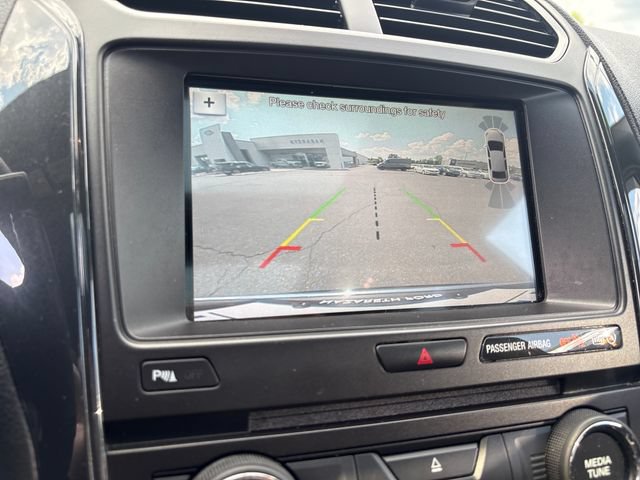 Used 2018 Ford Explorer XLT w/ Equipment Group 202A AWD/4WD image 27