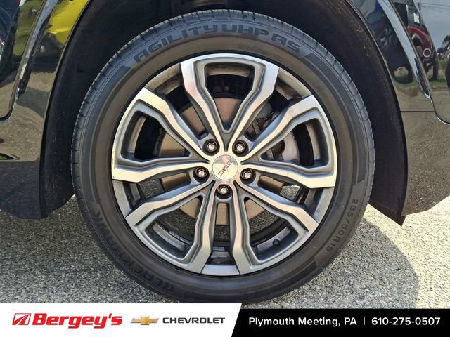 Used 2019 GMC Terrain Denali w/ Advanced Safety Package AWD/4WD image 10