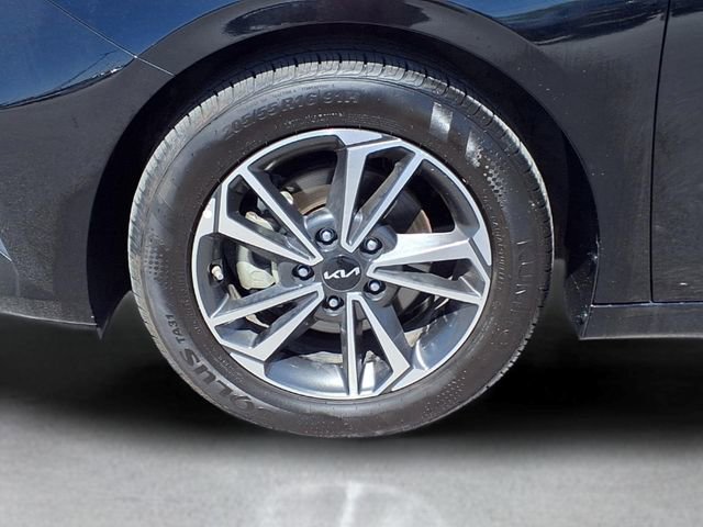 Used 2024 Kia Forte LXS FWD image 11