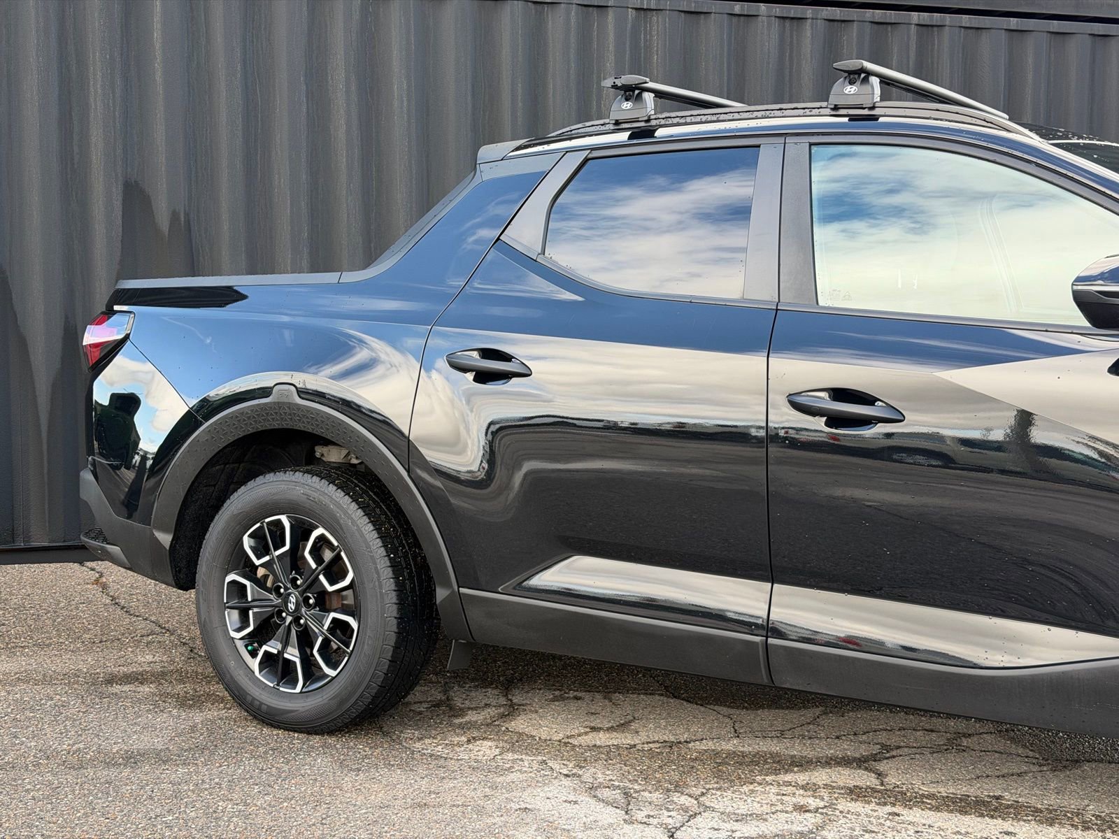 Used 2023 Hyundai Santa Cruz SEL w/ Activity Package image 5