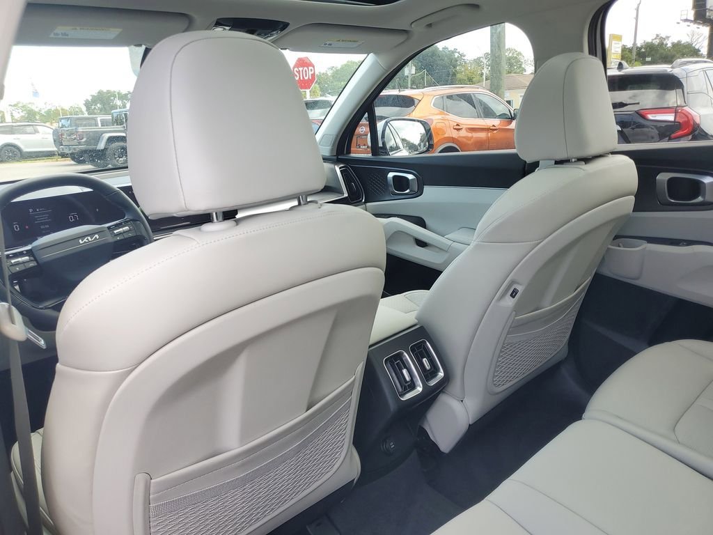 New 2026 Kia Sorento S w/ S Panoramic Sunroof Package image 24