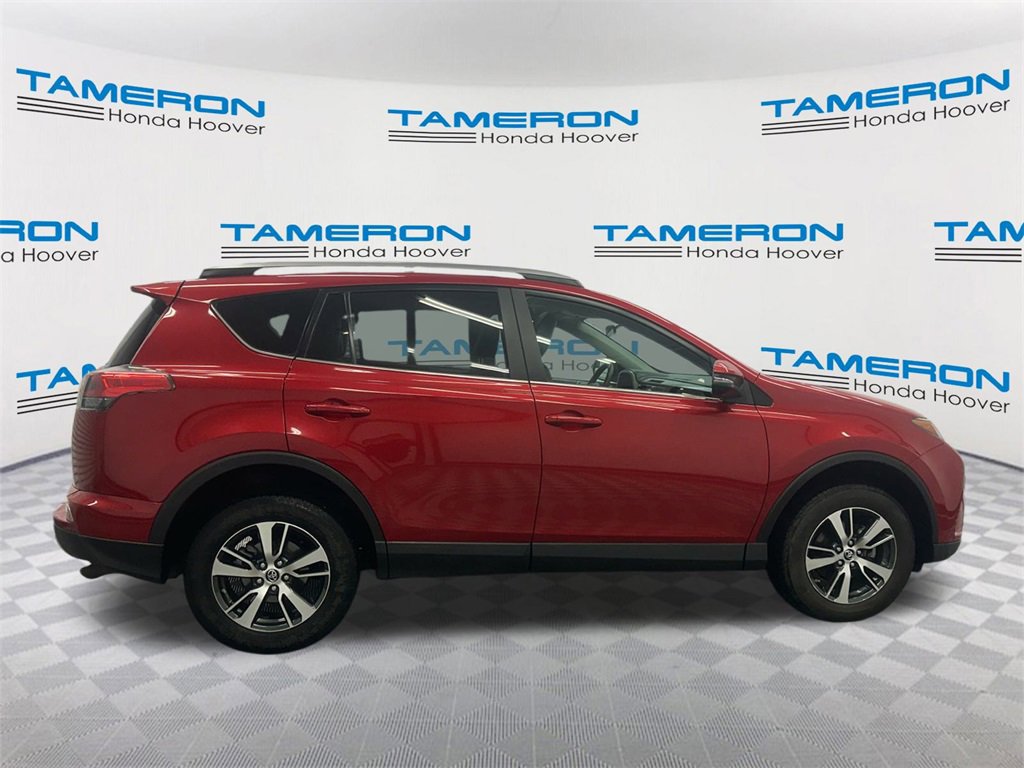 Used 2017 Toyota RAV4 XLE image 6