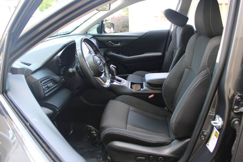Used 2023 Subaru Outback Premium AWD/4WD image 10