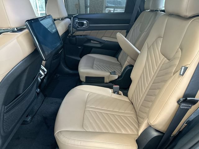 Certified 2025 Kia Sorento SX Prestige w/ Olive Brown Leather Package AWD/4WD image 25