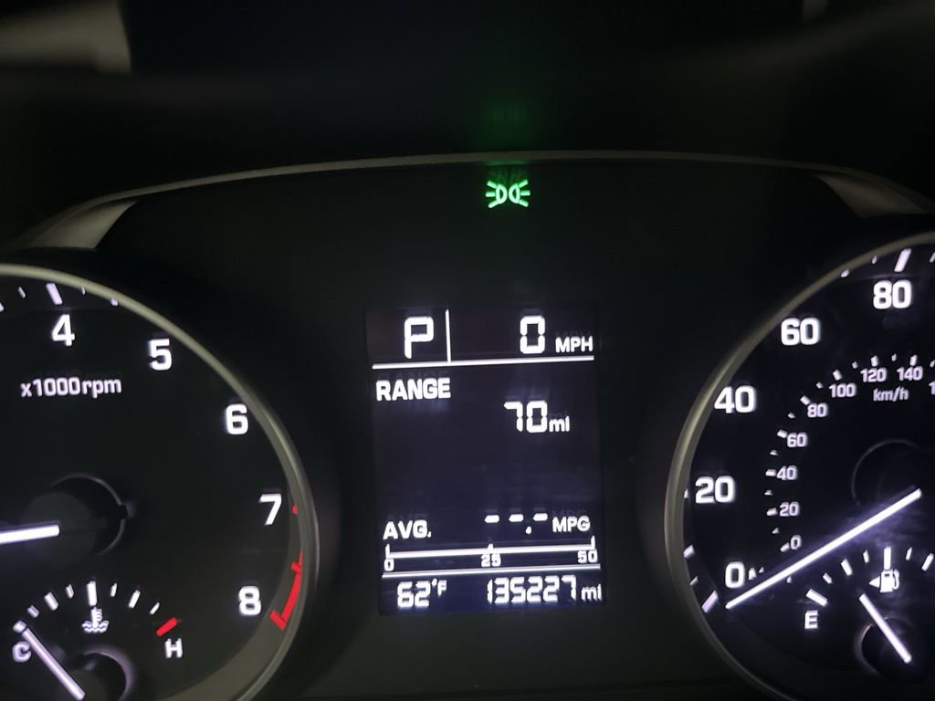 Used 2017 Hyundai Elantra SE image 26