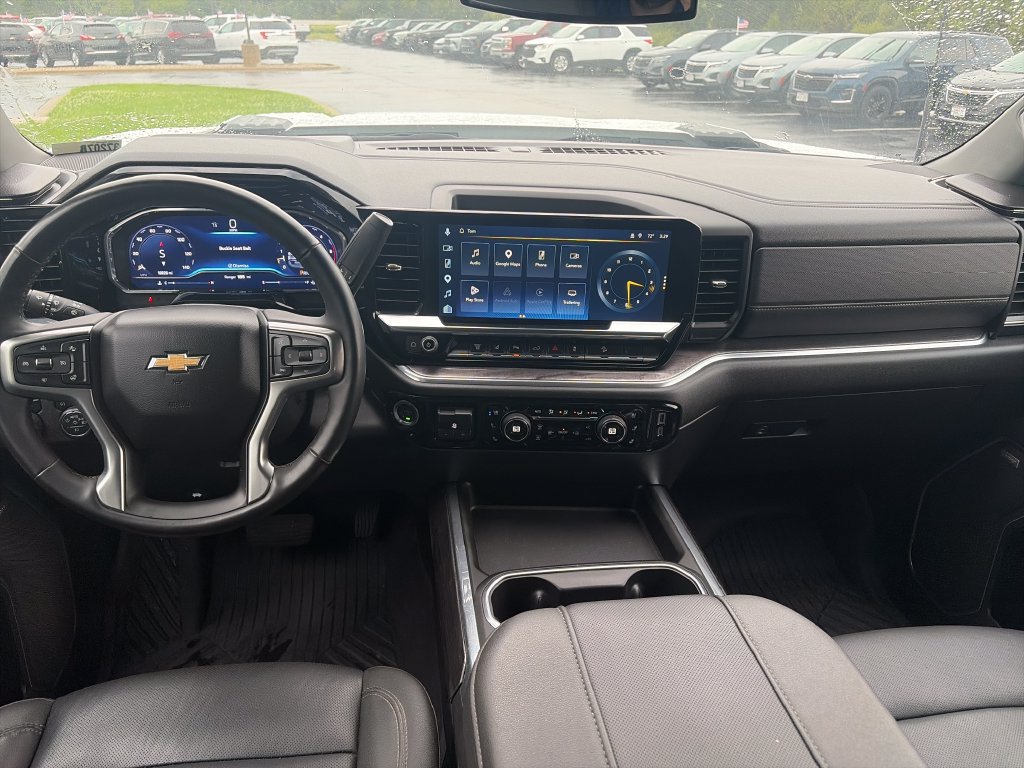 Certified 2025 Chevrolet Silverado 2500 LTZ w/ LTZ Plus Package AWD/4WD image 11