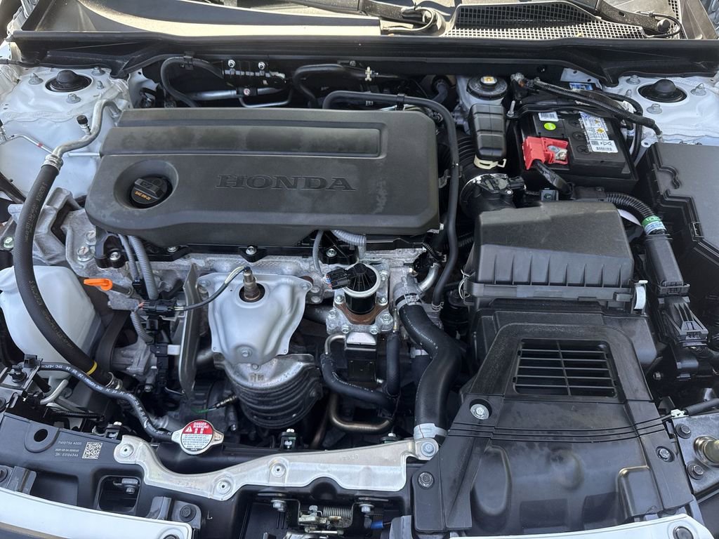 Used 2025 Honda Civic Sport image 17