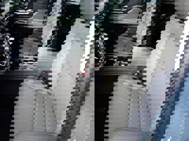 New 2026 Lincoln Corsair Premiere image 15