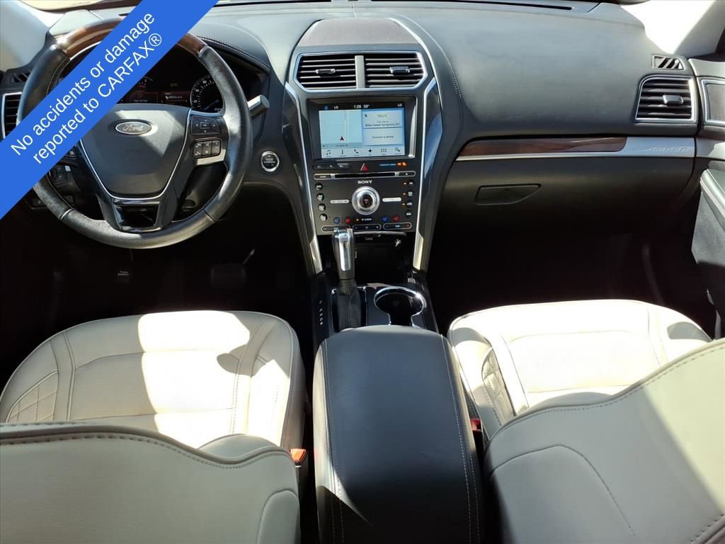 Used 2017 Ford Explorer Platinum image 12