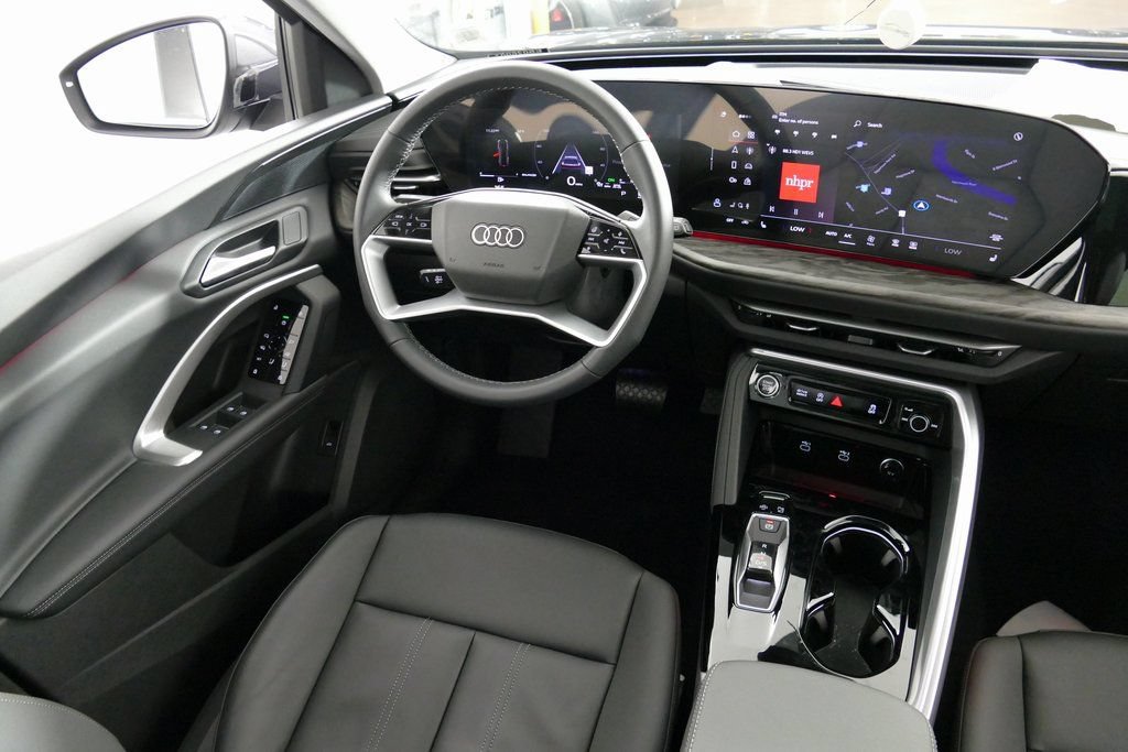 Certified 2025 Audi Q5 Premium w/ Convenience Package AWD/4WD image 22