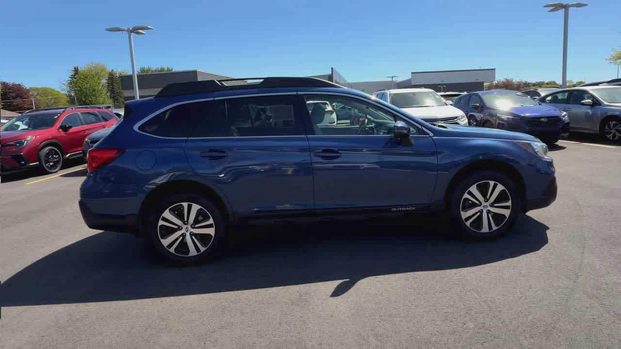 Used 2019 Subaru Outback 2.5i Limited w/ Popular Package #2 AWD/4WD image 9