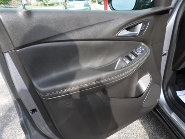 Used 2020 Buick Encore GX Select image 29