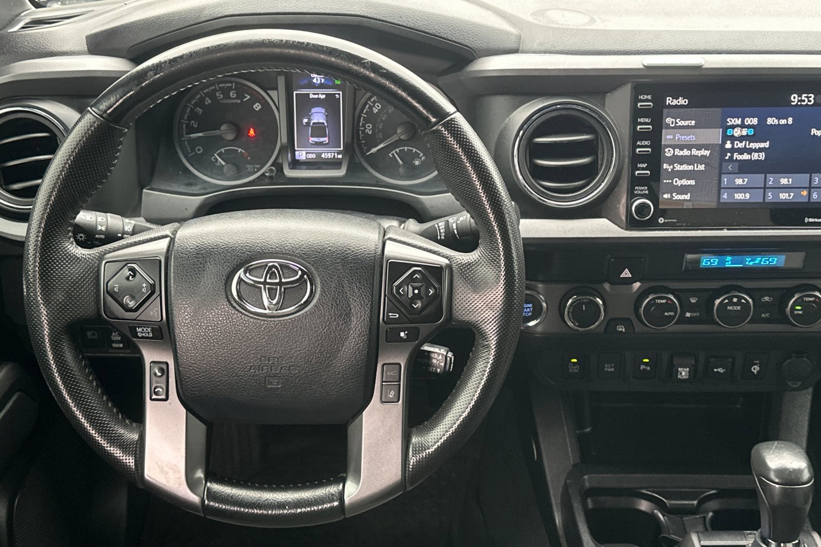 Used 2023 Toyota Tacoma SR5 image 14