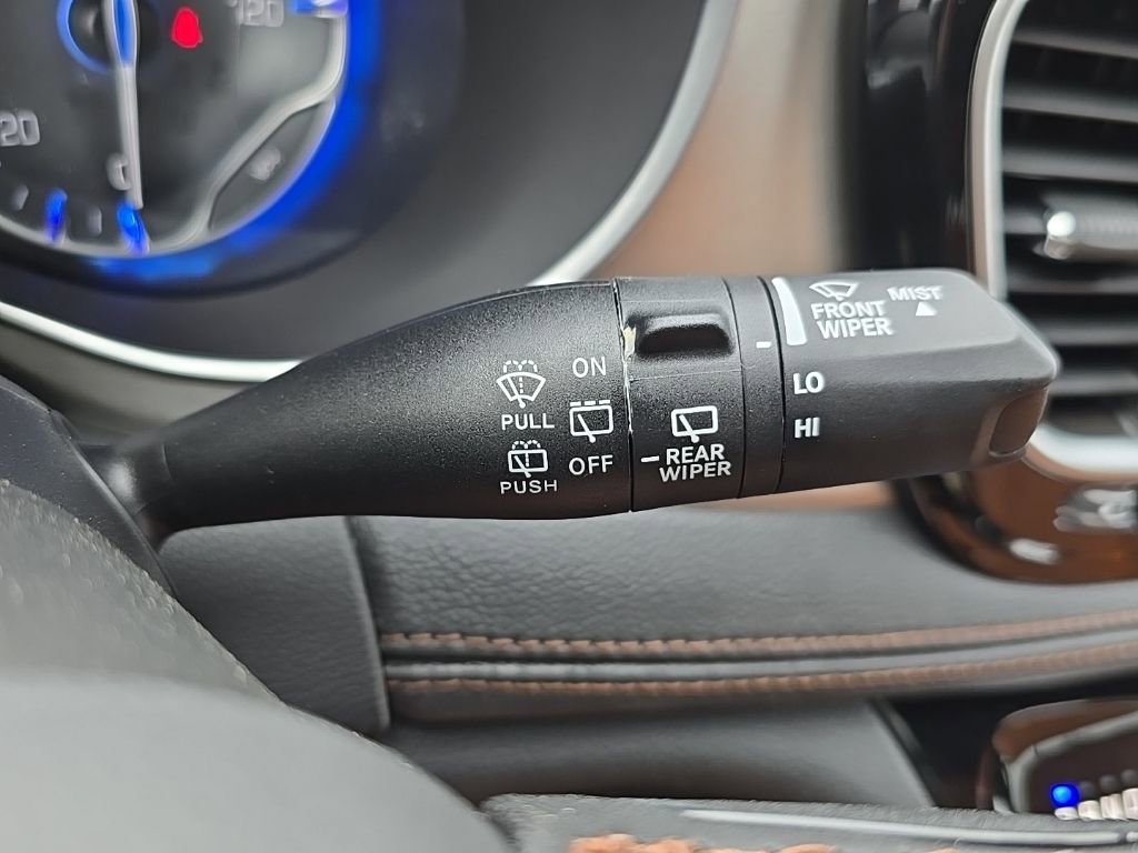 New 2026 Chrysler Pacifica Pinnacle FWD image 23