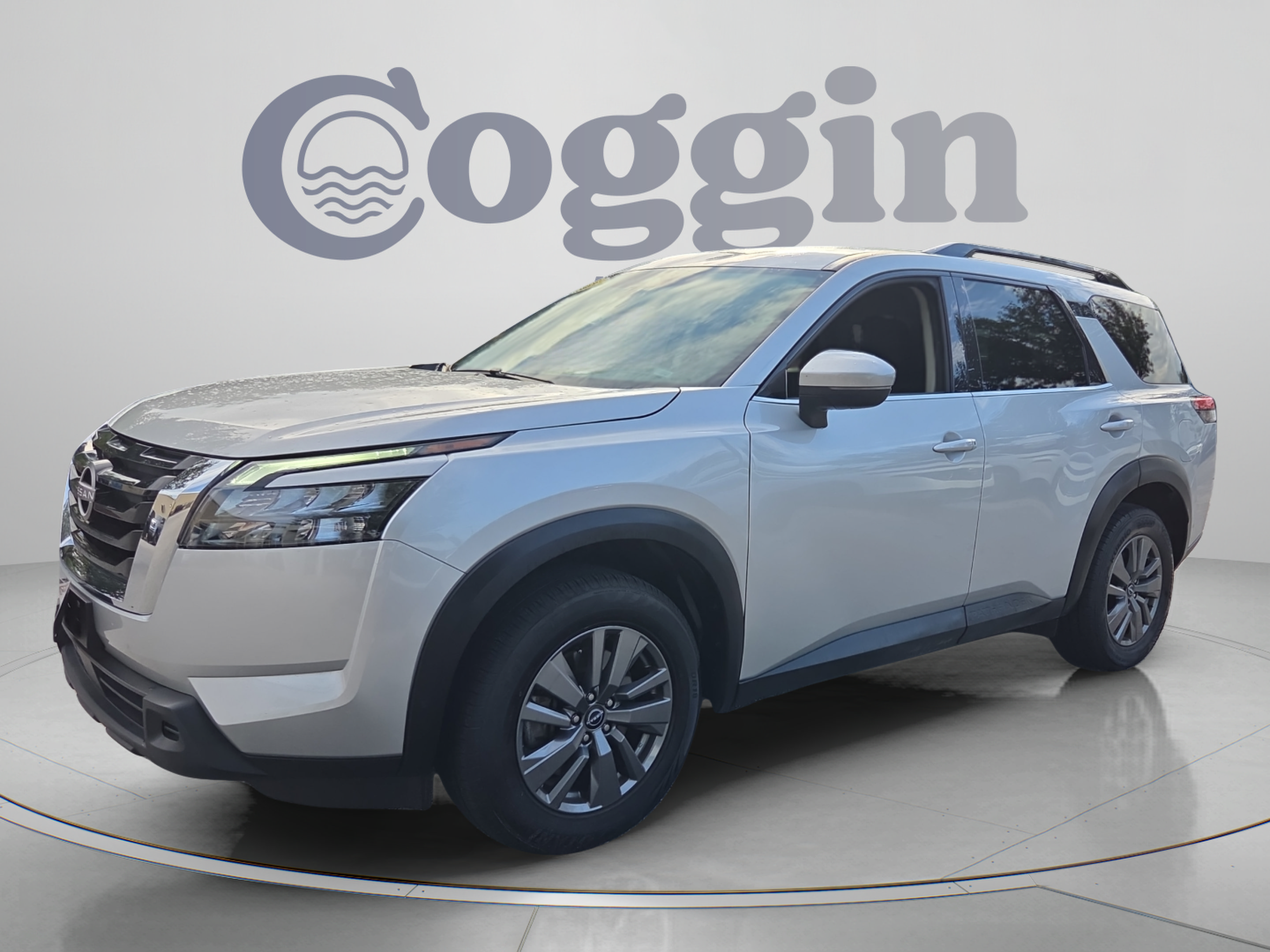 Used 2025 Nissan Pathfinder SV