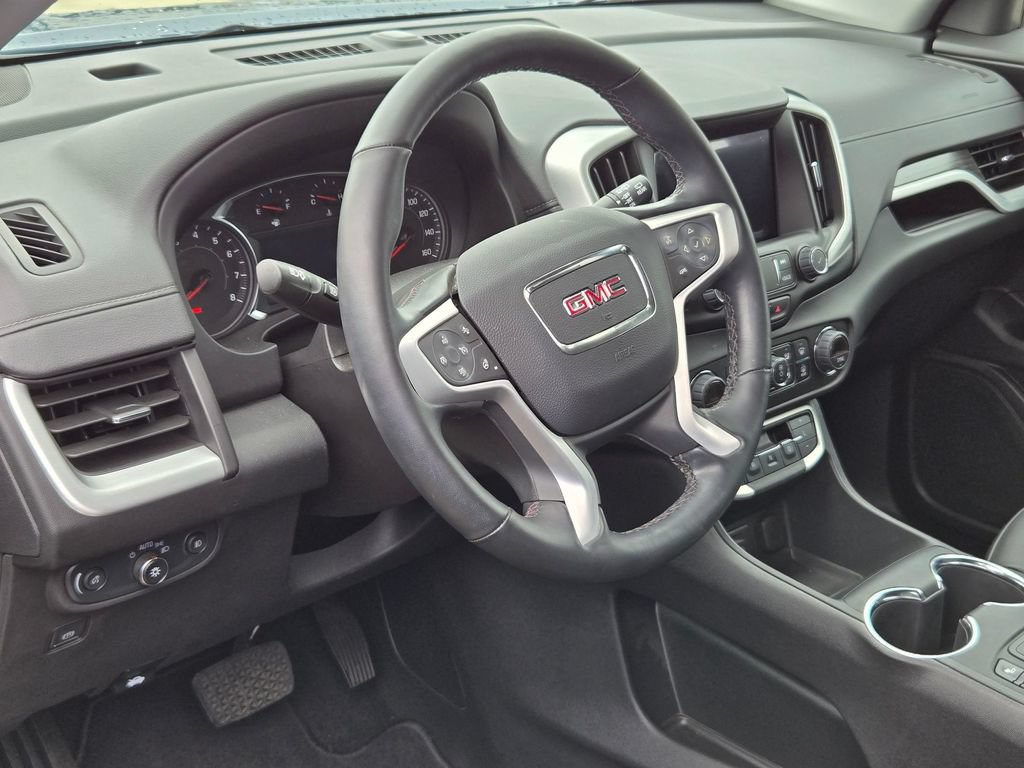 Used 2024 GMC Terrain SLT w/ Elevation Edition AWD/4WD image 6