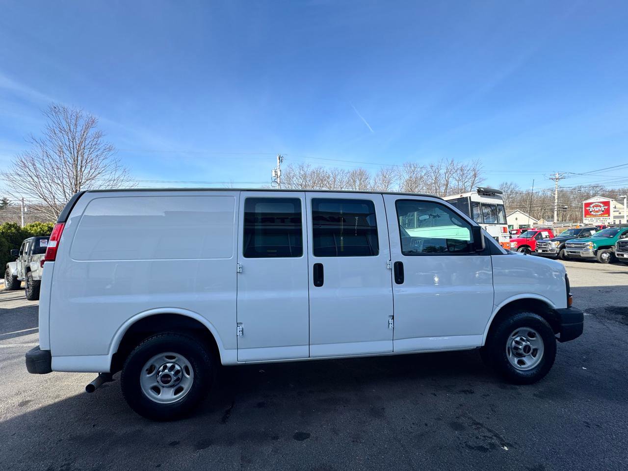 Used 2013 GMC Savana 2500 w/ Cold Climate Package image 12