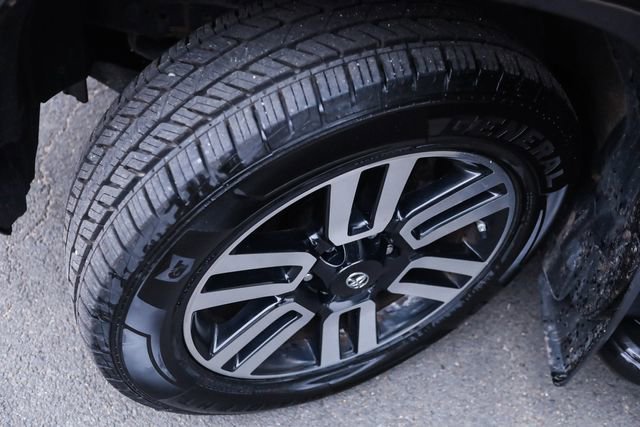 Used 2018 Toyota 4Runner Limited AWD/4WD image 69