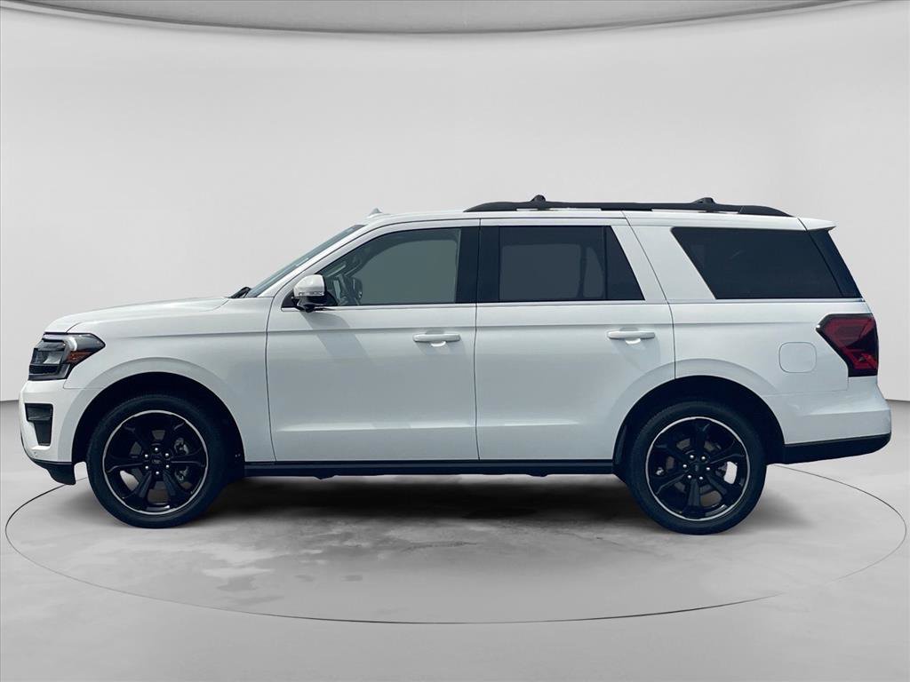 Used 2023 Ford Expedition Limited RWD image 4