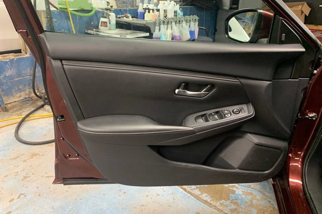 Used 2024 Nissan Sentra SV FWD image 11
