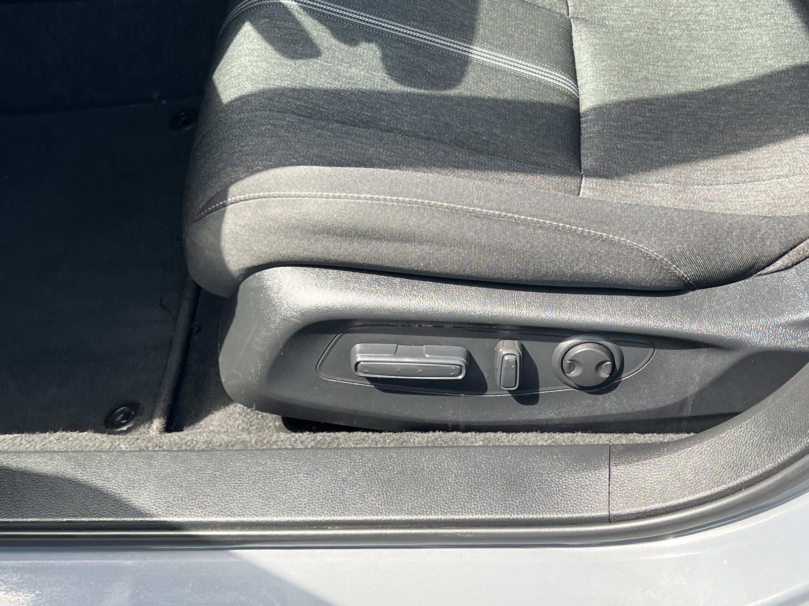 Used 2023 Honda Accord Sport image 18