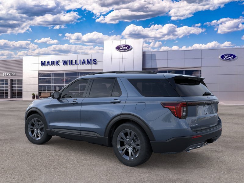 New 2026 Ford Explorer Active w/ Active Comfort Package AWD/4WD image 4